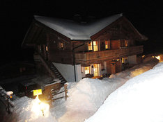 Skihütte Silberleiten bei Nacht